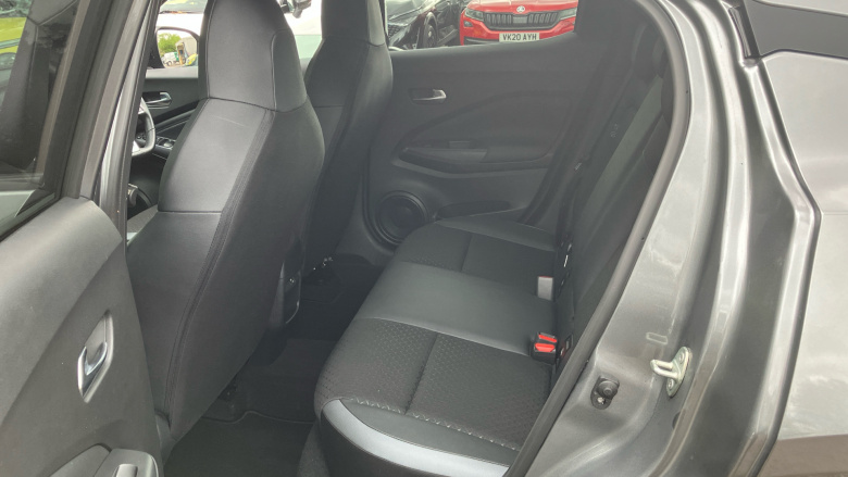 Nissan Juke 1.6 Hybrid N-Connecta 5dr Auto Hybrid Hatchback